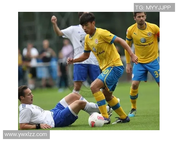 阿雅克斯与朗斯激战正酣谁能在这场对决中笑到最后